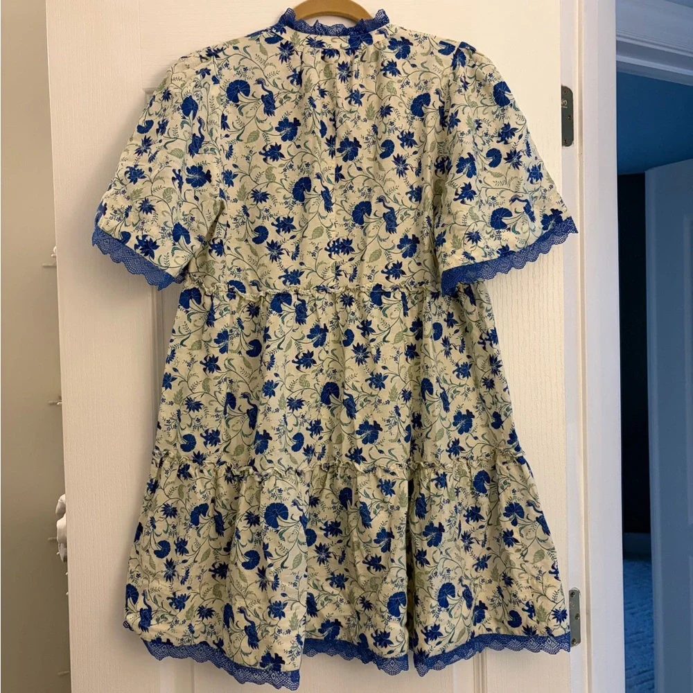 Tuckernuck Blue Green Floral V-Neck Women’s Dress - Picture 4 of 4